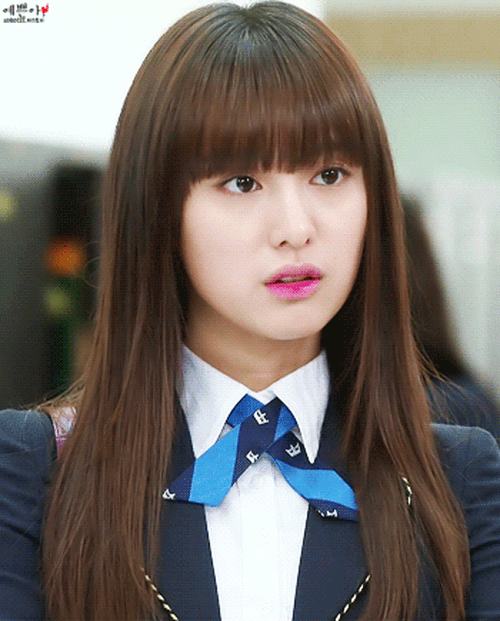 Kim Ji Won: Mỗi kiểu t&oacute;c một phong c&aacute;ch & kiểu n&agrave;o cũng đẹp miễn ch&ecirc;! - Ảnh 11.