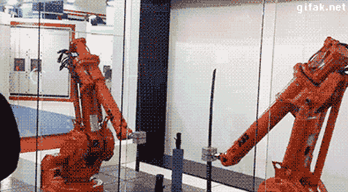 16 khoảnh khắc b&aacute; đạo của c&aacute;c robot thi&ecirc;n t&agrave;i - Ảnh 1.