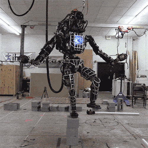 16 khoảnh khắc b&aacute; đạo của c&aacute;c robot thi&ecirc;n t&agrave;i - Ảnh 13.