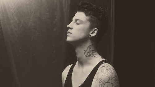 Việc khiến bạn hối hận nhất trong đời l&agrave; g&igrave;? - Ảnh 2.