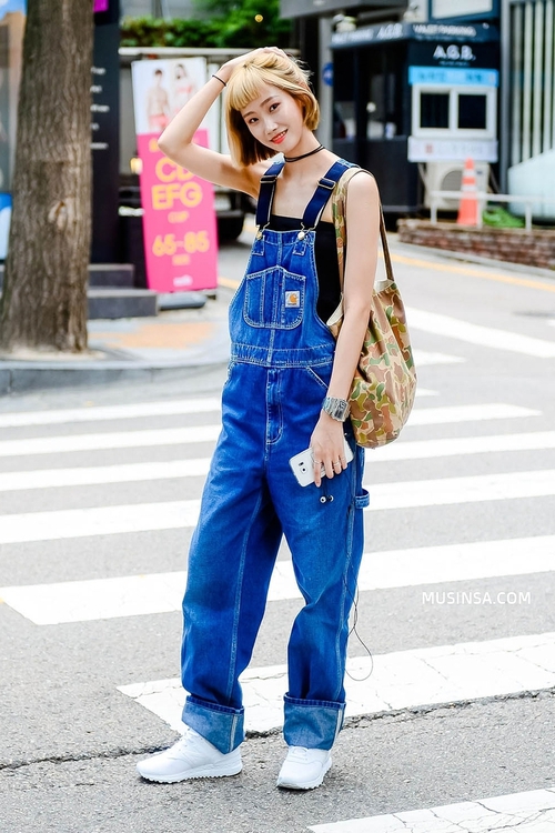 Giới trẻ Hàn sẽ khiến bạn xuýt xoa với street style chất mà chẳng cần phải cố đơn giản nhưng hút mắt quá đỗi - Ảnh 3.