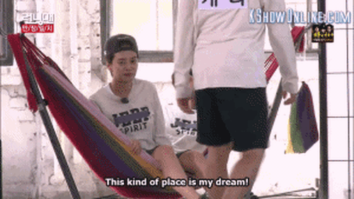 tumblr_nvup4vt4cM1uhjmkto2_400-8d52b