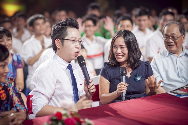 gala-duong-len-dinh-olympia-2015-15-nam-lan-toa-va-gan-ket-75da6