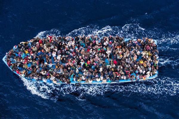 Kết quả hình ảnh cho người tị nạn