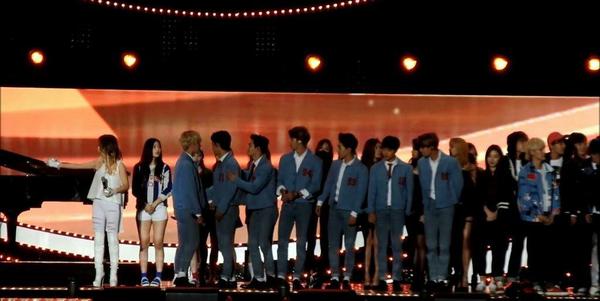 151019musicEXO72-e6297