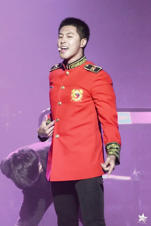 151106musicYUNHO5-6c7cd