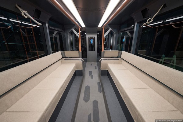 spacious-sofas-give-you-plenty-of-leg-room-so-you-can-relax-c36df