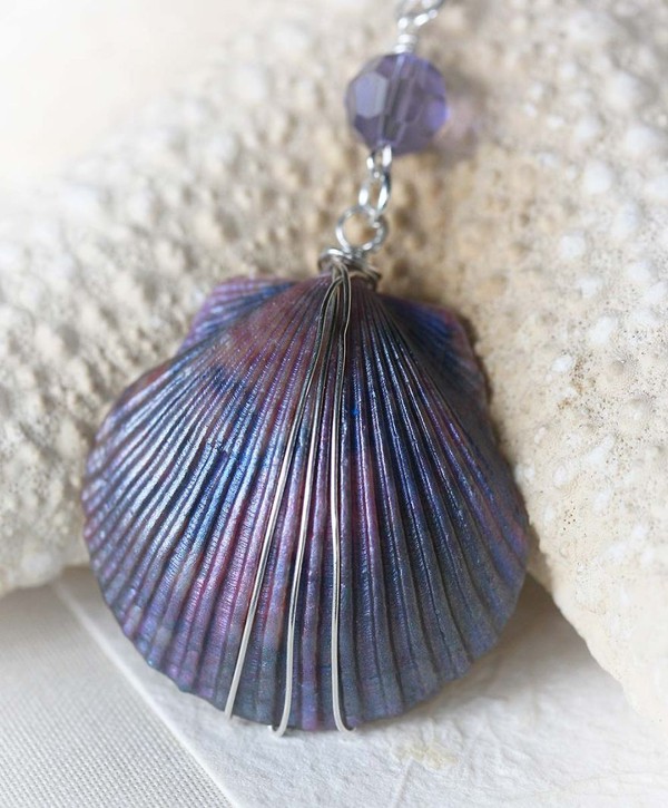 Artist-Turns-Seashells-Into-Beautiful-Jewelry1__880-2ea60