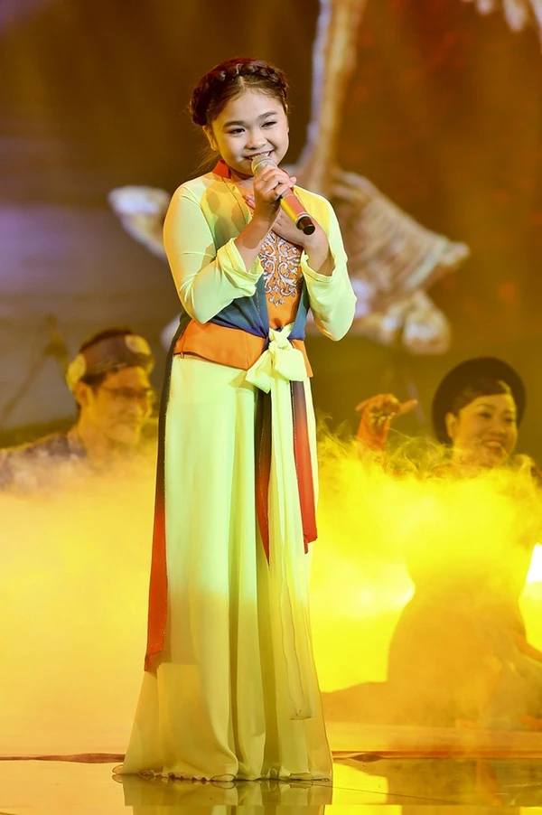 Chầu văn - Vũ kh&iacute; sắc b&eacute;n của loạt th&iacute; sinh TV Show Việt - Ảnh 2.