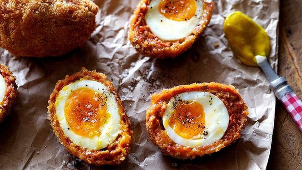 Scotch egg: Món ăn xứ Anh Quốc mà ăn với cơm lại rất ngon - Ảnh 4.