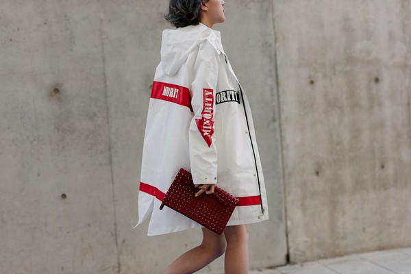 7 thương hiệu đang thống trị street style xứ H&agrave;n v&igrave; c&oacute; logo qu&aacute; chất - Ảnh 1.