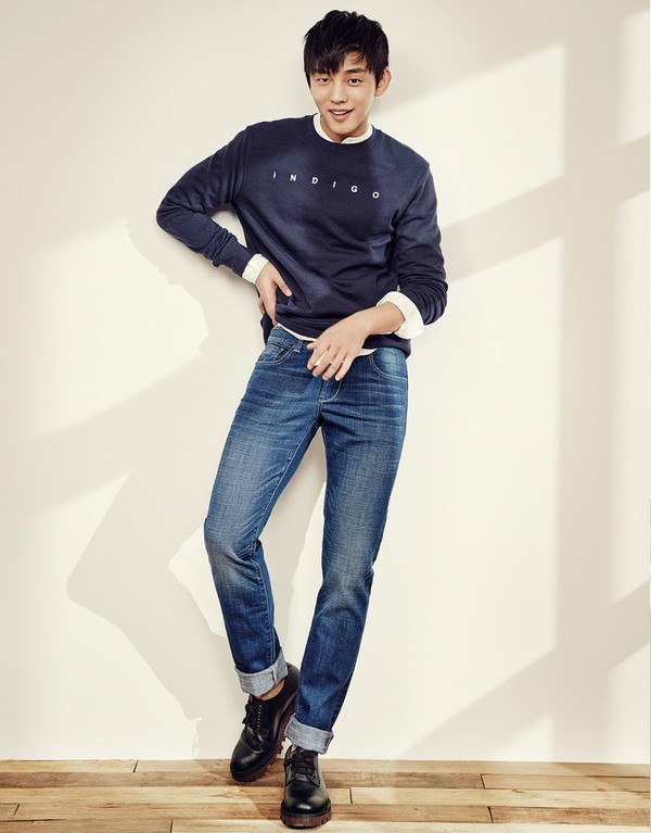 Yoo Ah In được bình chọn là bản sao xứ Hàn của huyền thoại Trương Quốc Vinh - Ảnh 4.