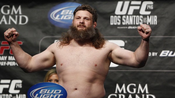Roy Nelson - g&atilde; bụng bự một m&uacute;i với c&uacute; đấm nặng ng&agrave;n c&acirc;n - Ảnh 1.