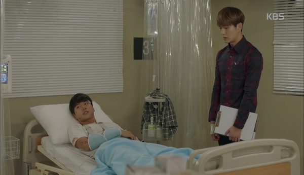 &ldquo;Hậu Duệ Mặt Trời&rdquo;: Cặp đ&ocirc;i s&oacute;ng gi&oacute; Jin Goo - Kim Ji Won cuối c&ugrave;ng cũng được đo&agrave;n tụ! - Ảnh 8.