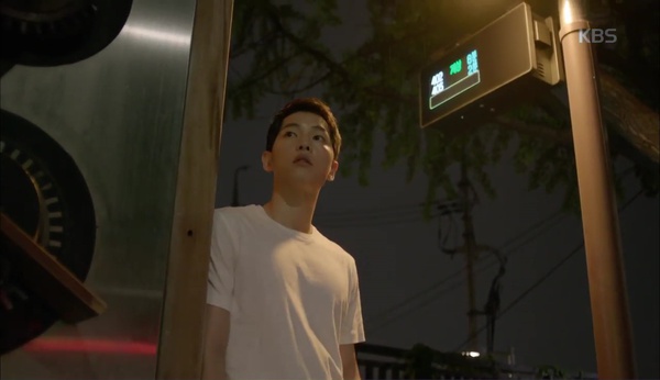 &ldquo;Hậu Duệ Mặt Trời&rdquo;: Vừa tho&aacute;t cửa tử, Song Hye Kyo v&agrave; Song Joong Ki lại xa nhau - Ảnh 10.