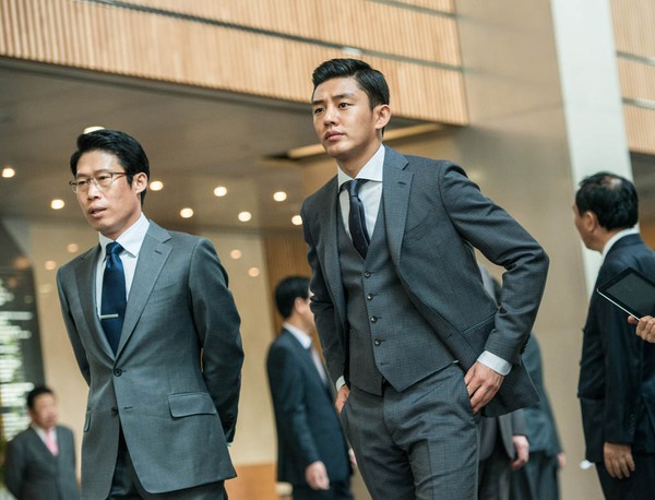 Yoo Ah In được bình chọn là bản sao xứ Hàn của huyền thoại Trương Quốc Vinh - Ảnh 8.