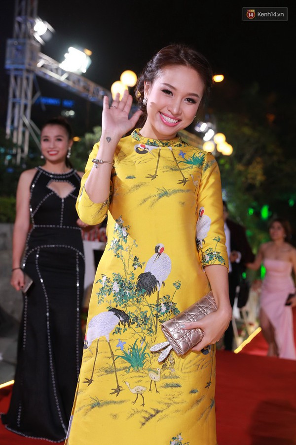 Thu Minh, T&oacute;c Ti&ecirc;n bắt tay nhau quậy tưng bừng ng&agrave;y sinh nhật 20 năm của VTV - Ảnh 13.