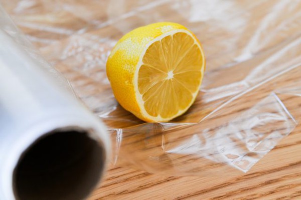 4 loại giấy gói thực phẩm có nguy cơ gây ngộ độc cao nhất - Ảnh 2.