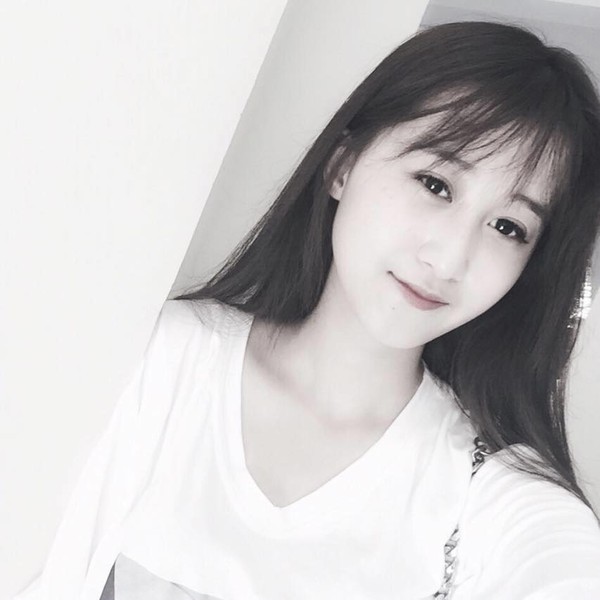 C&ocirc; n&agrave;ng lọt top 10 nữ sinh xinh nhất trường B&aacute;o c&oacute; vẻ ngo&agrave;i cực giống H&agrave; Lade - Ảnh 8.