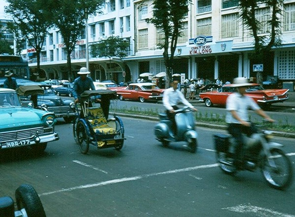 Có một Sài Gòn từng thanh lịch, duyên dáng và sành điệu như thế này ở những năm 60! - Ảnh 5.