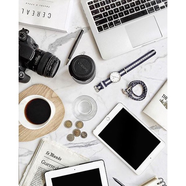 Học chụp hình flatlay tuyệt đẹp từ tài khoản Instagram của các bạn trẻ Việt - Ảnh 21.