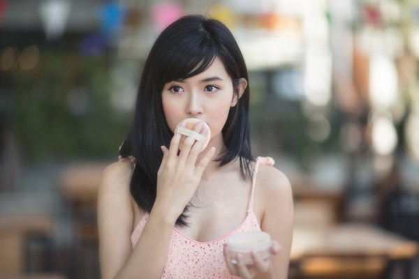 Hotgirl mới nổi Th&aacute;i Lan sở hữu khu&ocirc;n mặt kh&ocirc;ng thua g&igrave; b&uacute;p b&ecirc; - Ảnh 2.