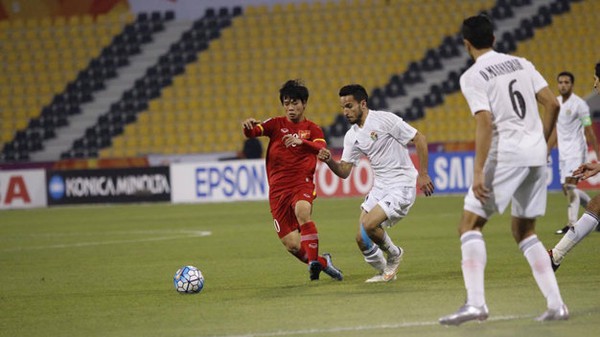 U23 Việt Nam 1-3 U23 Jordan: Sân chơi quá tầm của thầy trò Miura - Ảnh 2.