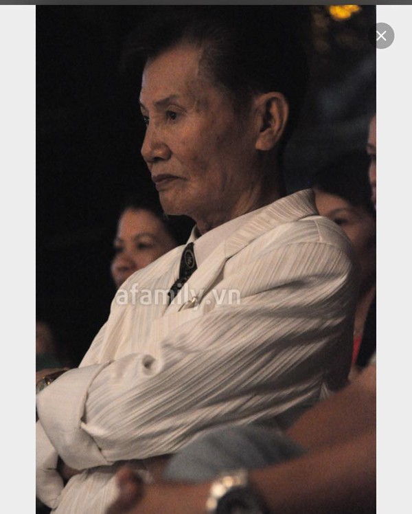 Đ&agrave;m Vĩnh Hưng thương tiếc trước sự ra đi của một trong tứ qu&aacute;i bầu show nổi tiếng S&agrave;i G&ograve;n - Ảnh 7.