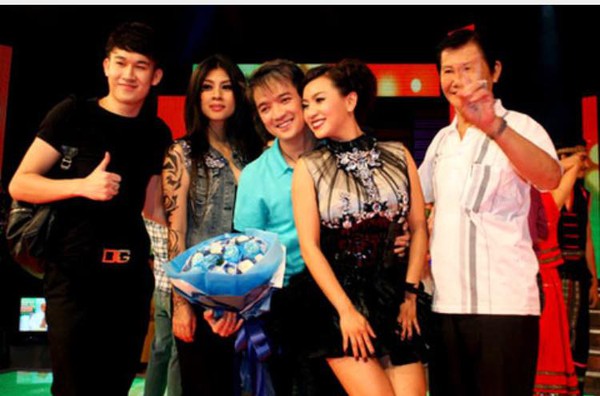 Đ&agrave;m Vĩnh Hưng thương tiếc trước sự ra đi của một trong tứ qu&aacute;i bầu show nổi tiếng S&agrave;i G&ograve;n - Ảnh 3.