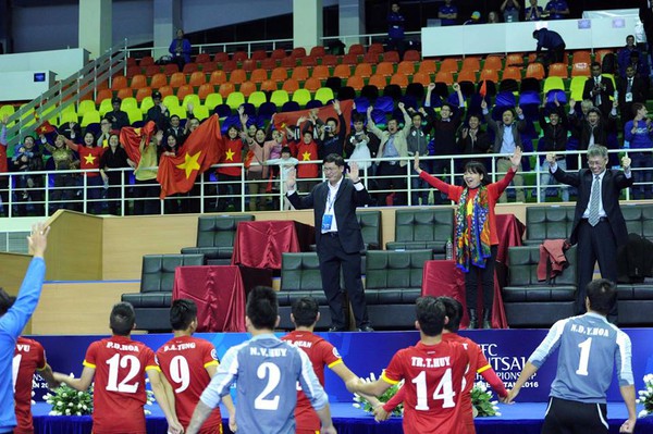 Ngả mũ thán phục cách Nhật Bản đón nhận thất bại trước Futsal Việt Nam - Ảnh 1.