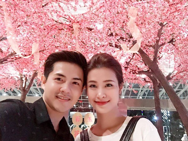 Fan n&ocirc;n đ&aacute;m cưới khi Đ&ocirc;ng Nhi - &Ocirc;ng Cao Thắng khoe ảnh kỷ niệm 7 năm y&ecirc;u - Ảnh 2.