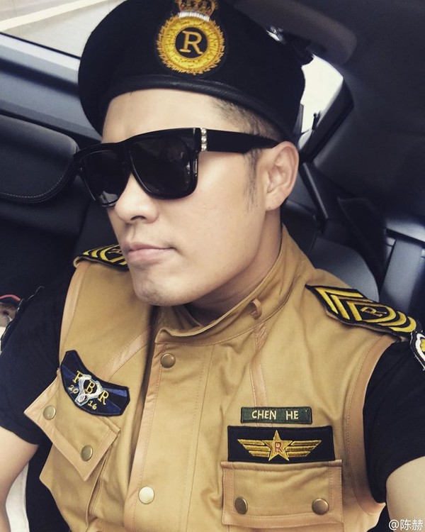 Ngay cả Running Man Trung Quốc cũng đang đi&ecirc;n đảo v&igrave; Hậu duệ mặt trời - Ảnh 7.