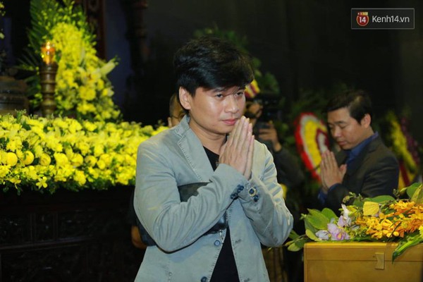 B&iacute; thư Đinh La Thăng v&agrave; đồng nghiệp đưa tiễn người chiến binh Trần Lập - Ảnh 8.