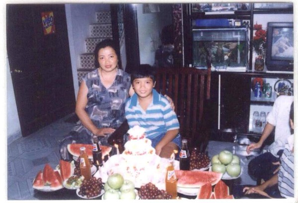 Bố nguy kịch, con trai nhờ cộng đồng mạng t&igrave;m lại người mẹ thất lạc suốt 8 năm qua - Ảnh 4.