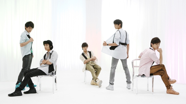 Fan h&ocirc;̀i tưởng với loạt tuy&ecirc;̣t tác trong sự nghi&ecirc;̣p các boygroup Kpop - Ảnh 1.