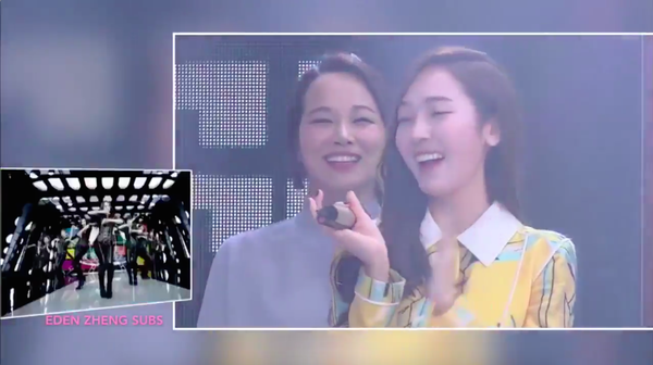Fan SNSD dậy s&oacute;ng trước clip Jessica cười tươi r&oacute;i, vỗ tay theo nền nhạc Mr.Taxi - Ảnh 4.