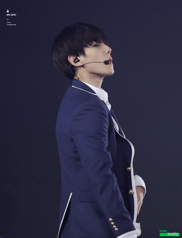 Fan EXO ph&aacute;t sốt v&igrave; bức ảnh đ&aacute;nh đố: Kh&ocirc;ng ph&acirc;n biệt nổi l&agrave; Baekhyun hay Sehun - Ảnh 1.