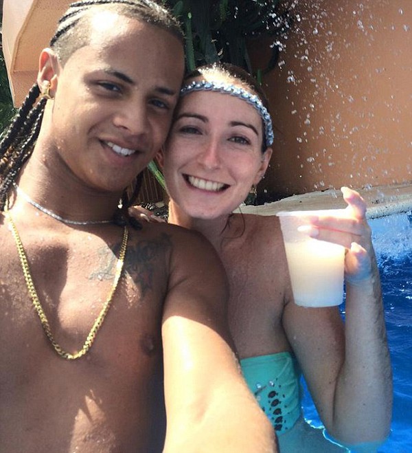 L&ecirc;n b&agrave;n đẻ mới ph&aacute;t hiện chồng sắp cưới b&iacute; mật kết h&ocirc;n với c&ocirc; g&aacute;i kh&aacute;c - Ảnh 3.