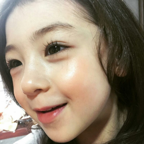 Ph&aacute;t hiện thi&ecirc;n thần lai mới c&oacute; thể so&aacute;n ng&ocirc;i loạt b&aacute;u vật nhan sắc của showbiz H&agrave;n - Ảnh 3.