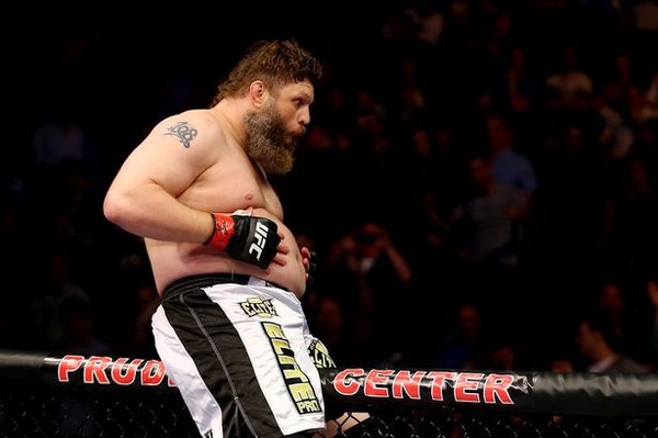 Roy Nelson - g&atilde; bụng bự một m&uacute;i với c&uacute; đấm nặng ng&agrave;n c&acirc;n - Ảnh 3.