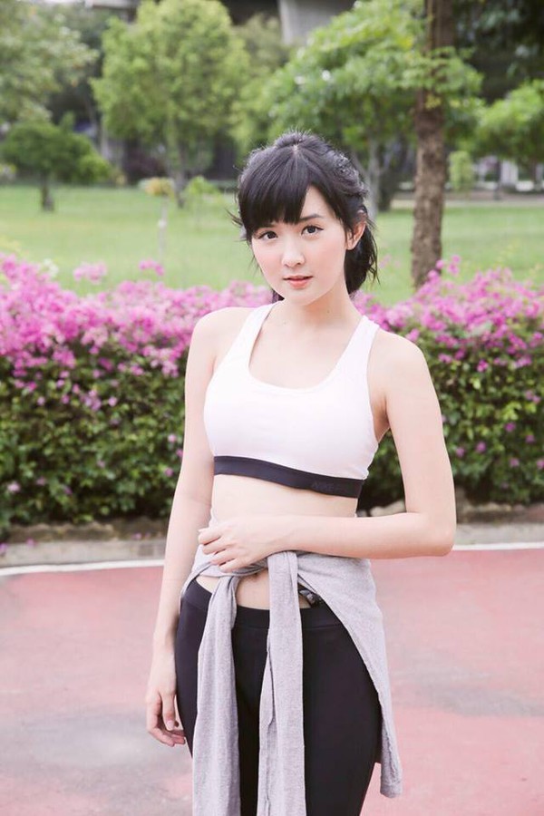 Hotgirl mới nổi Th&aacute;i Lan sở hữu khu&ocirc;n mặt kh&ocirc;ng thua g&igrave; b&uacute;p b&ecirc; - Ảnh 10.