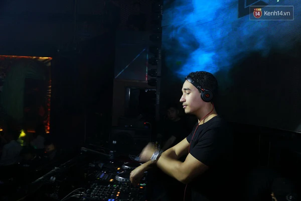 4 DJ từ hãng thu âm của Hardwell khuấy động giới trẻ Hà Nội - Ảnh 8.