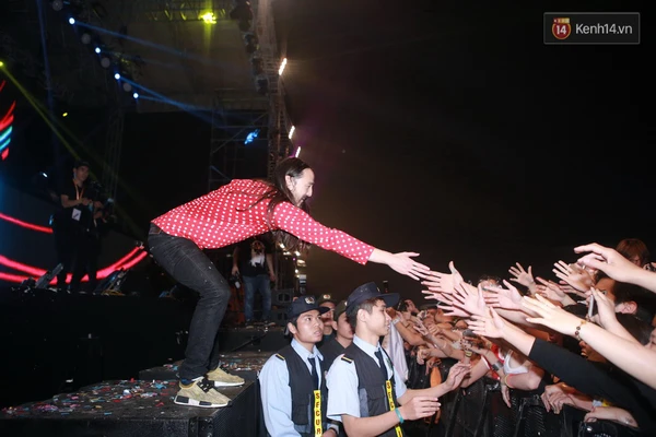 Fan Việt bùng nổ với đêm diễn đầy màu sắc của Steve Aoki - Ảnh 36.