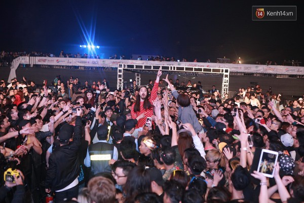 Fan Việt bùng nổ với đêm diễn đầy màu sắc của Steve Aoki - Ảnh 37.