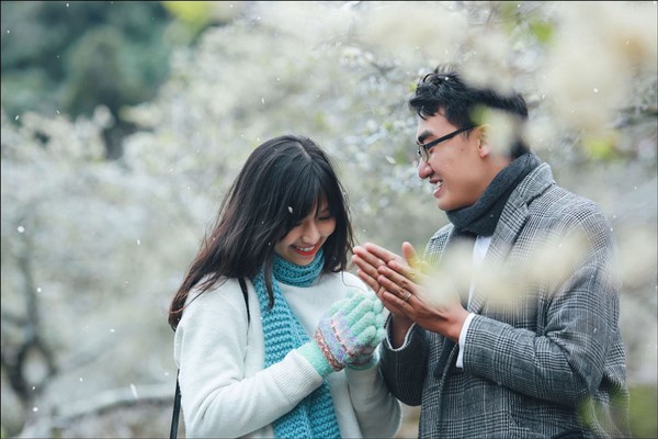 Tuyết rơi rồi, l&ecirc;n T&acirc;y Bắc chụp ảnh cưới th&ocirc;i! - Ảnh 1.