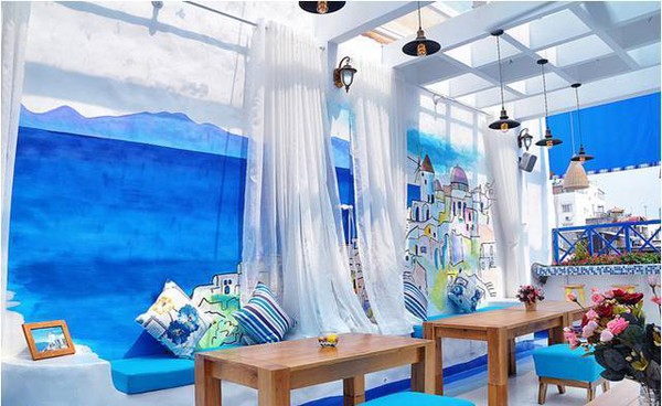 Những l&yacute; do khiến bạn m&ecirc; mẩn khi đến với Santorini giữa S&agrave;i G&ograve;n - Ảnh 2.