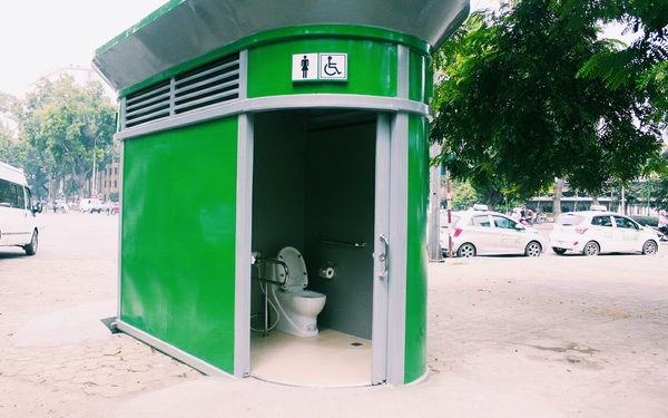 phòng tắm công cộng ở Hà Nội