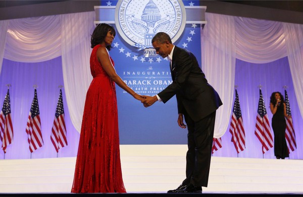 Những bức ảnh cho thấy cuộc hôn nhân của Obama là mối nhân duyên trời định - Ảnh 21.