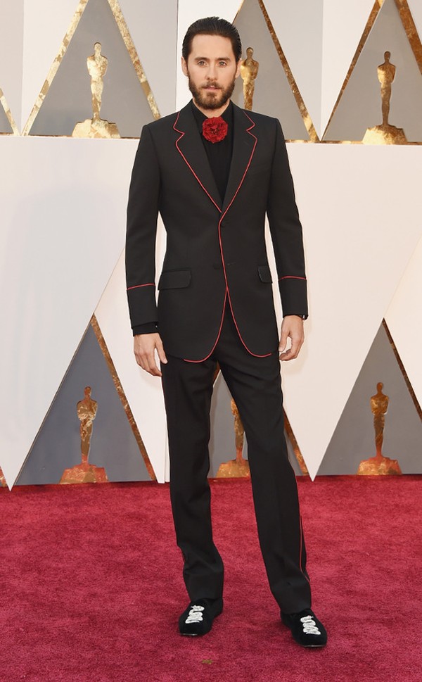 Bóc mác xiêm y đẳng cấp của dàn sao ngợp trời trên thảm đỏ Oscar 2016 - Ảnh 24.