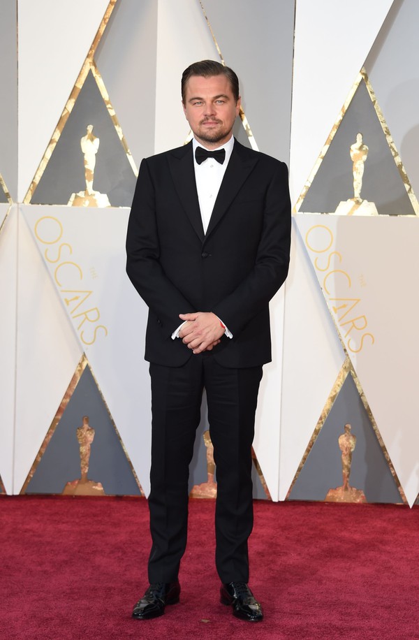 B&oacute;c m&aacute;c xi&ecirc;m y đẳng cấp của d&agrave;n sao ngợp trời tr&ecirc;n thảm đỏ Oscar 2016 - Ảnh 16.
